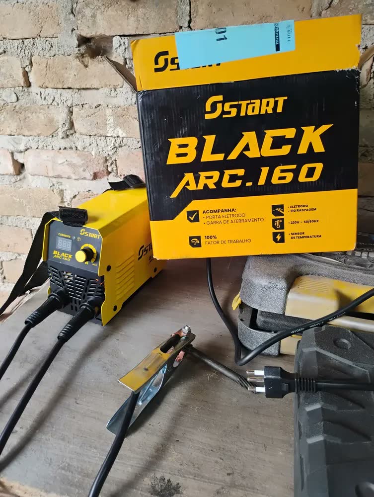 foto de Máquina De Solda Inversora Tig Black Arc Start 160a Serralheiro Mma Eletrodo