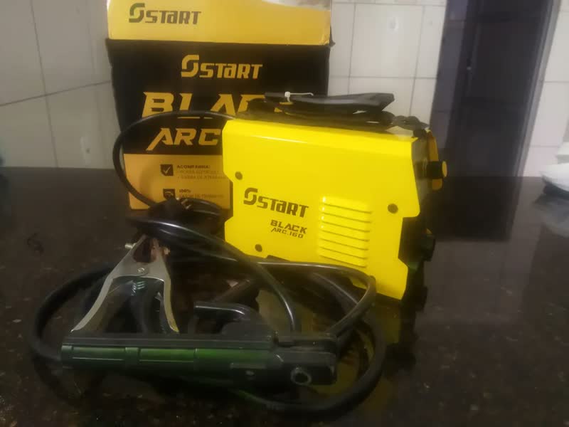 foto de Máquina De Solda Inversora Tig Black Arc Start 160a Serralheiro Mma Eletrodo