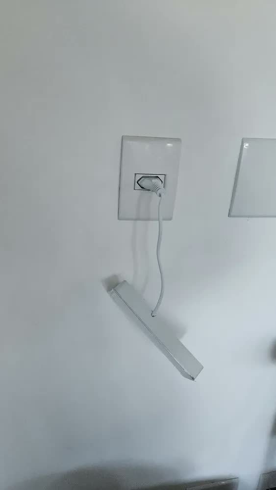 foto de Kit 5 Luminárias De Emergência Led Intelbrás Autônoma Cor Branco