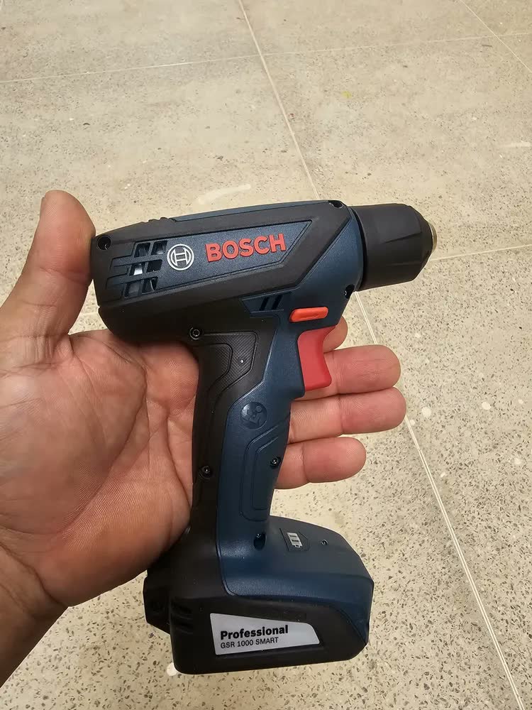 foto de Parafusadeira E Furadeira À Bateria Bosch Cor Azul