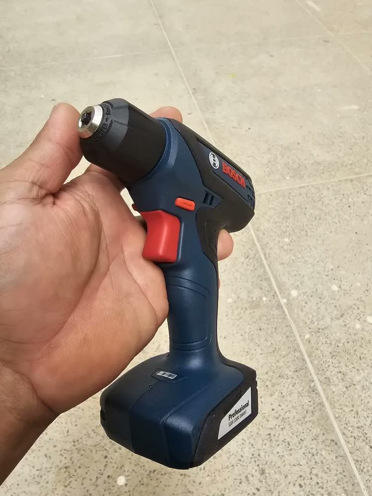 foto de Parafusadeira E Furadeira À Bateria Bosch Cor Azul