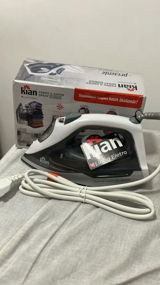 foto de Ferro De Passar Roupa A Vapor 127v 1200w Base Cerâmica
