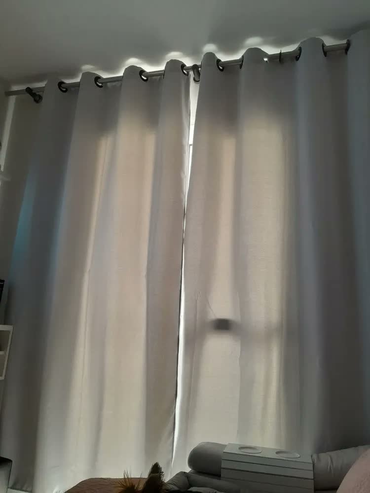 foto de Cortina Blecaute Tecido Corta Luz Blackout 2 Metros Largura X 1,20m Altura Para Janela Sala Quarto Blindex