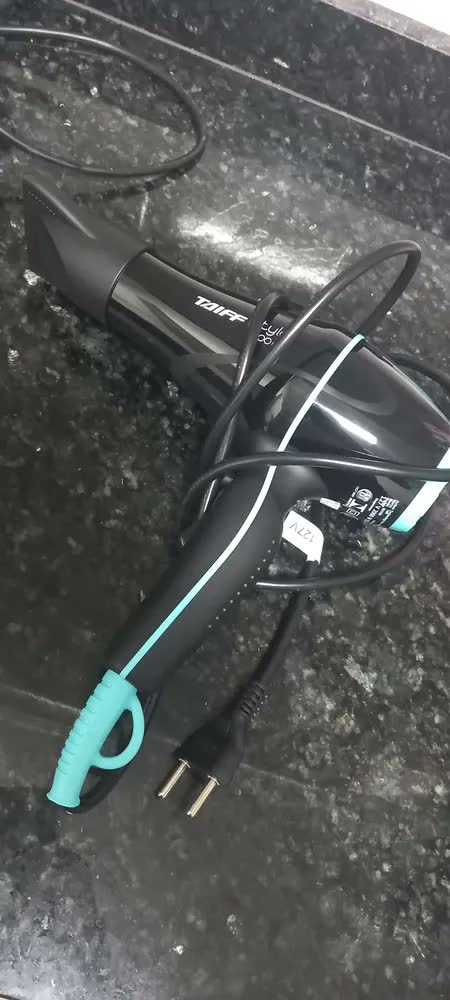 foto de Secador Cabelo 2000w Taiff Profissional Style Preto Potente