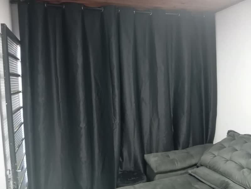 foto de Cortina Blackout Em Tecido 4,00x2,80 Corta Luz Cor Gelo