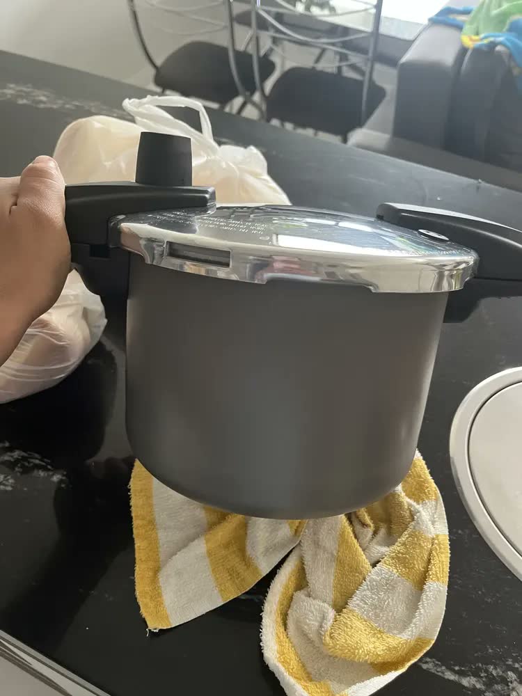 foto de Panela Pressão Arizona Indução 20cm 4,5l inox Tramontina