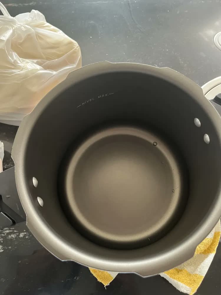 foto de Panela Pressão Arizona Indução 20cm 4,5l inox Tramontina