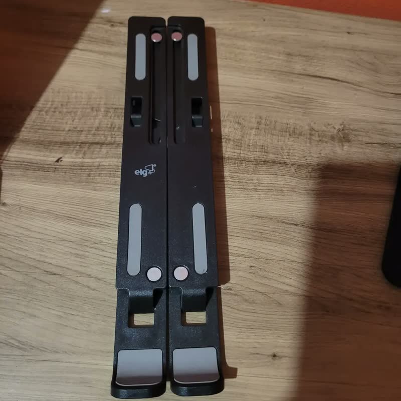 foto de Suporte de Mesa Portátil ELG NTB8520B para Notebook/Laptop de 10