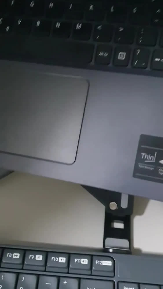 foto de Suporte de Mesa Portátil ELG NTB8520B para Notebook/Laptop de 10