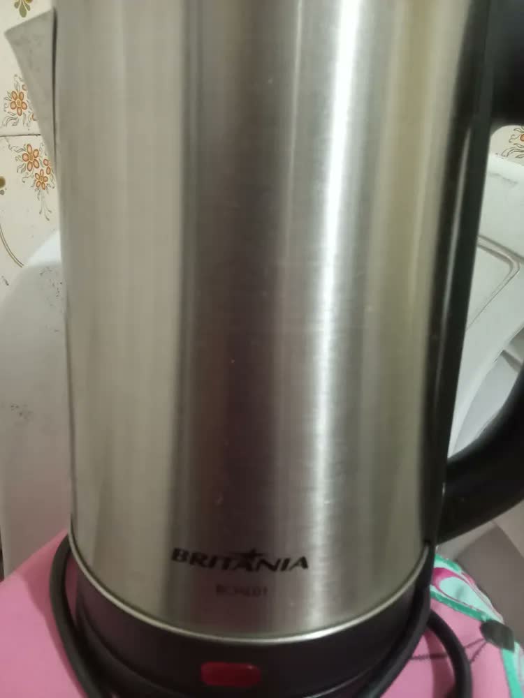 foto de Chaleira Elétrica Britânia 1,6l 1500w Base 360° Bche01 Cor Prata