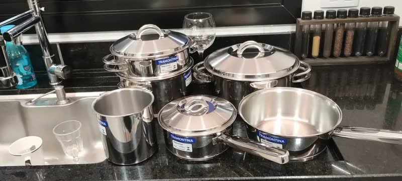 foto de Kit Jogo De Panelas Solar 6 Peças com Fundo Triplo e Tampas de Inox Tramontina