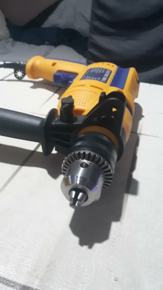 foto de Furadeira de Impacto Elétrica Wetoke 700W para Concreto e Parede 13mm