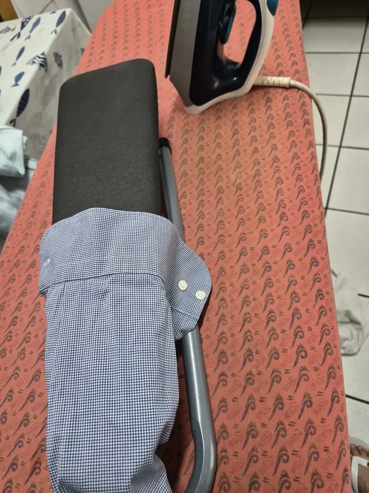 foto de Tábua Passa Manga Roupa Colarinho Delicado Dobrável Portátil