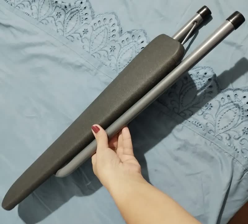 foto de Tábua Passa Manga Roupa Colarinho Delicado Dobrável Portátil