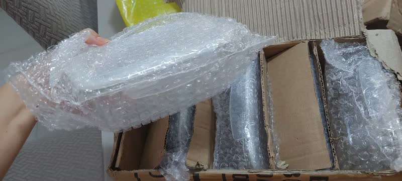 foto de Yab - Kit 5 Potes De Vidro Marmita C/ Tampa Hermético 640ml Retangular 4 Travas Borossilicato Alimentos Micro-ondas Freezer Geladeira