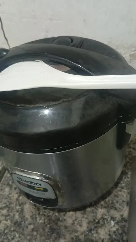foto de Gaabor Panela Elétrica De Arroz 1,8l Antiaderente 400w Cor Inox