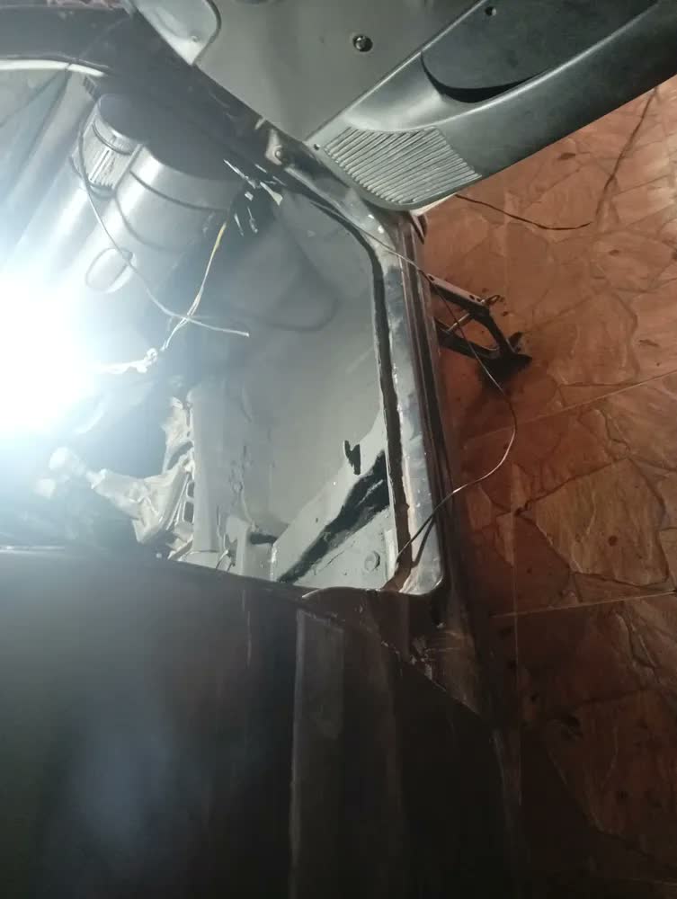 foto de Maquina Solda Inversora Mig 160a Sem Gás Tig Lift Eletrodo Cor Amarelo