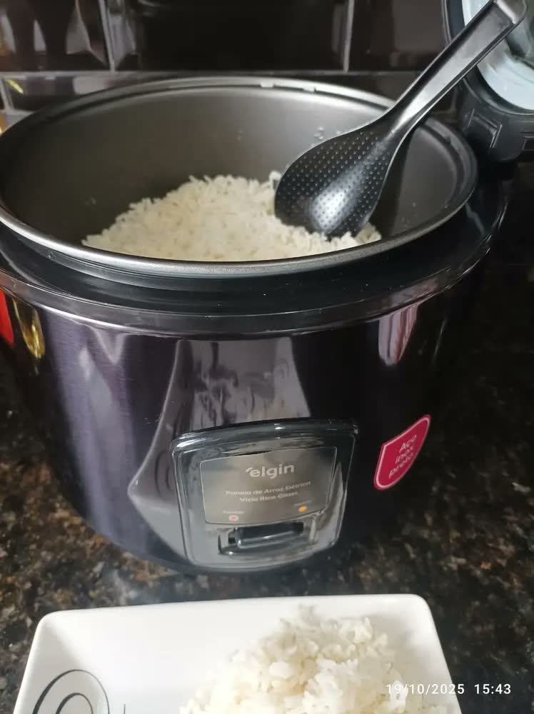 foto de Panela De Arroz Visio Rice Glass Elétrica 700w Preta Elgin Preto 60hz