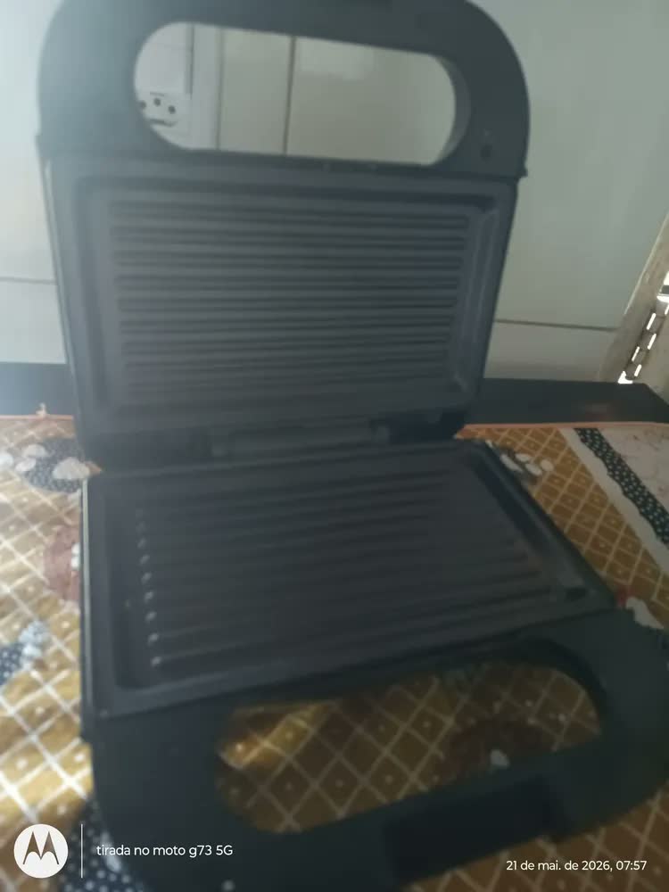 foto de Grill Sanduicheira Preta 750w Aço Inoxidável Unitermi