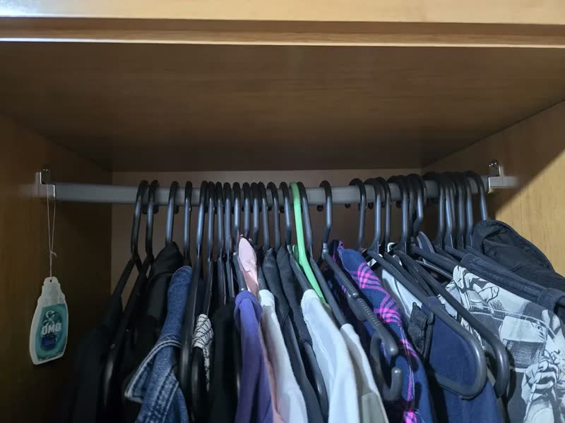 foto de Guarda Roupa 06 Portas Easy Slim Amendoa Clean/off White