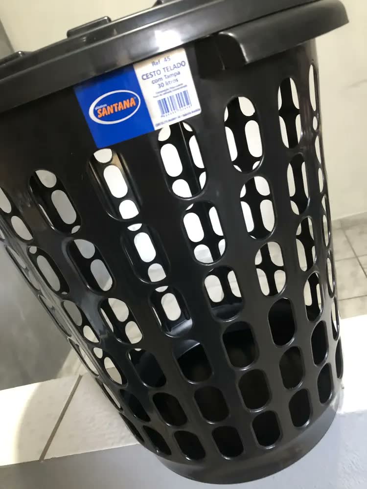 foto de Cesto Roupa Suja Redondo Telado Tampa Banheiro Quarto 30l