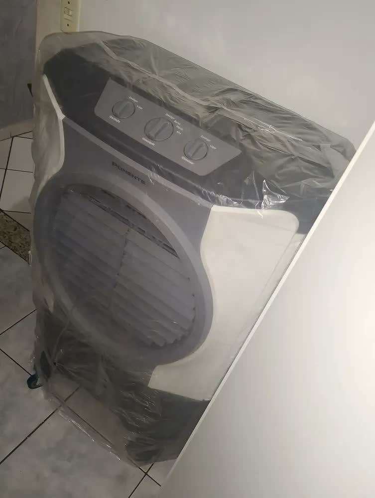 foto de Climatizador Ar Industrial Evaporativo Clip 70l Ponente Umidifica e Ventila Cor Branco