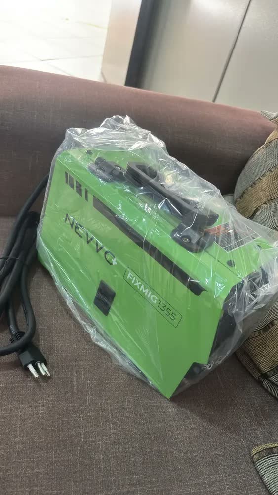 foto de Máquina Inversora de Solda Mig Sem Gás Bivolt 3 Em 1 Mma Tig Nevvo + Arame