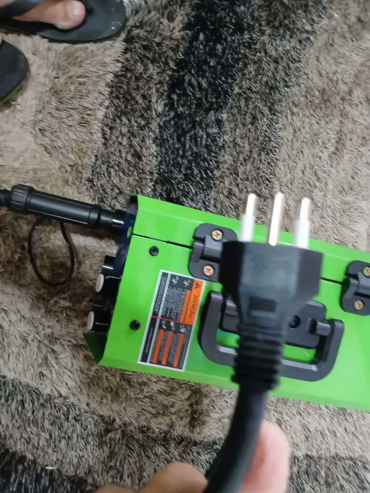 foto de Máquina Inversora de Solda Mig Sem Gás Bivolt 3 Em 1 Mma Tig Nevvo + Arame