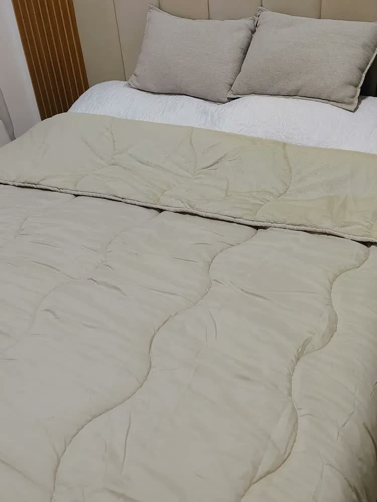 foto de Edredom Casal Dupla Face Hotel Blend Comfort Geo Intenso Altenburg