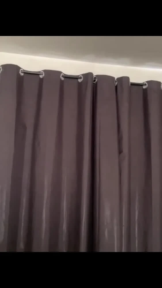 foto de Cortina Blackout 100% Em Tecido + Pvc 2,80m X 2,30m Bege