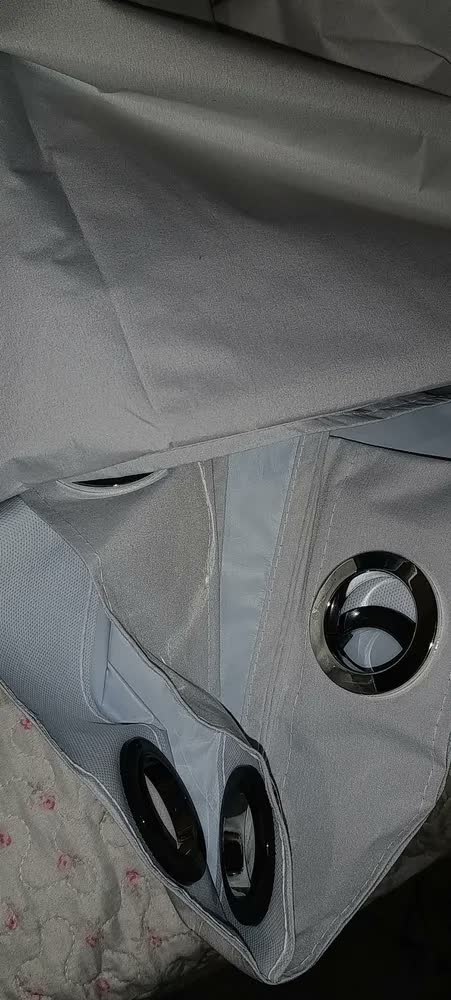 foto de Cortina Blackout 100% Em Tecido + Pvc 3,00m X 2,70m Bege