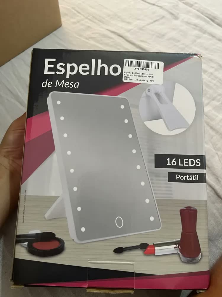 foto de Espelho De Mesa Com Luz Led Regulável P/ Maquiagem Portátil