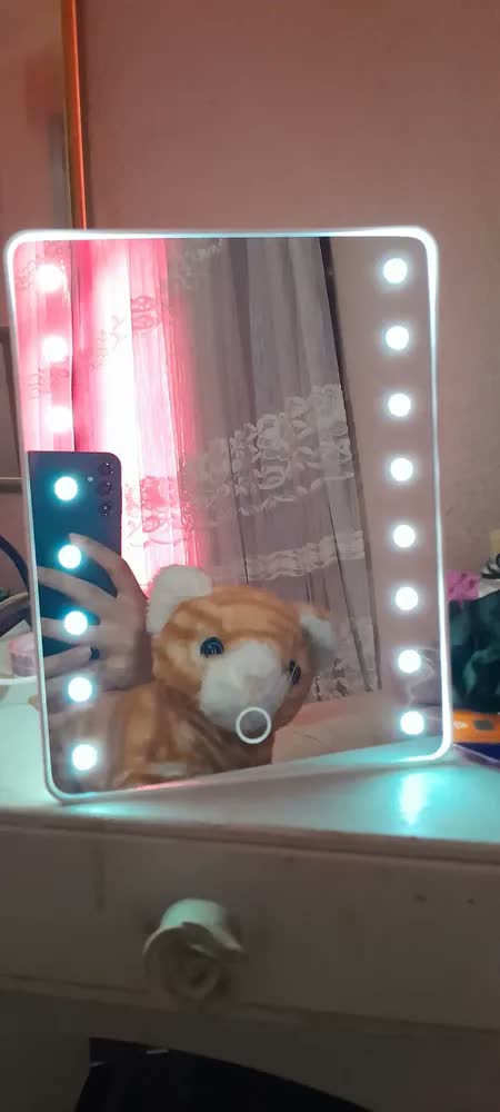 foto de Espelho De Mesa Com Luz Led Regulável P/ Maquiagem Portátil