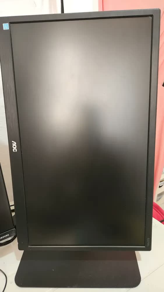 foto de Suporte Monitor Mesa ERGOFIT Preto Ajustável 14 a 32 Polegadas Inclinável Giratório