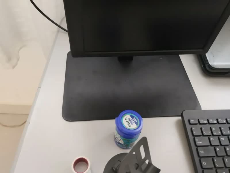 foto de Suporte Monitor Mesa ERGOFIT Preto Ajustável 14 a 32 Polegadas Inclinável Giratório