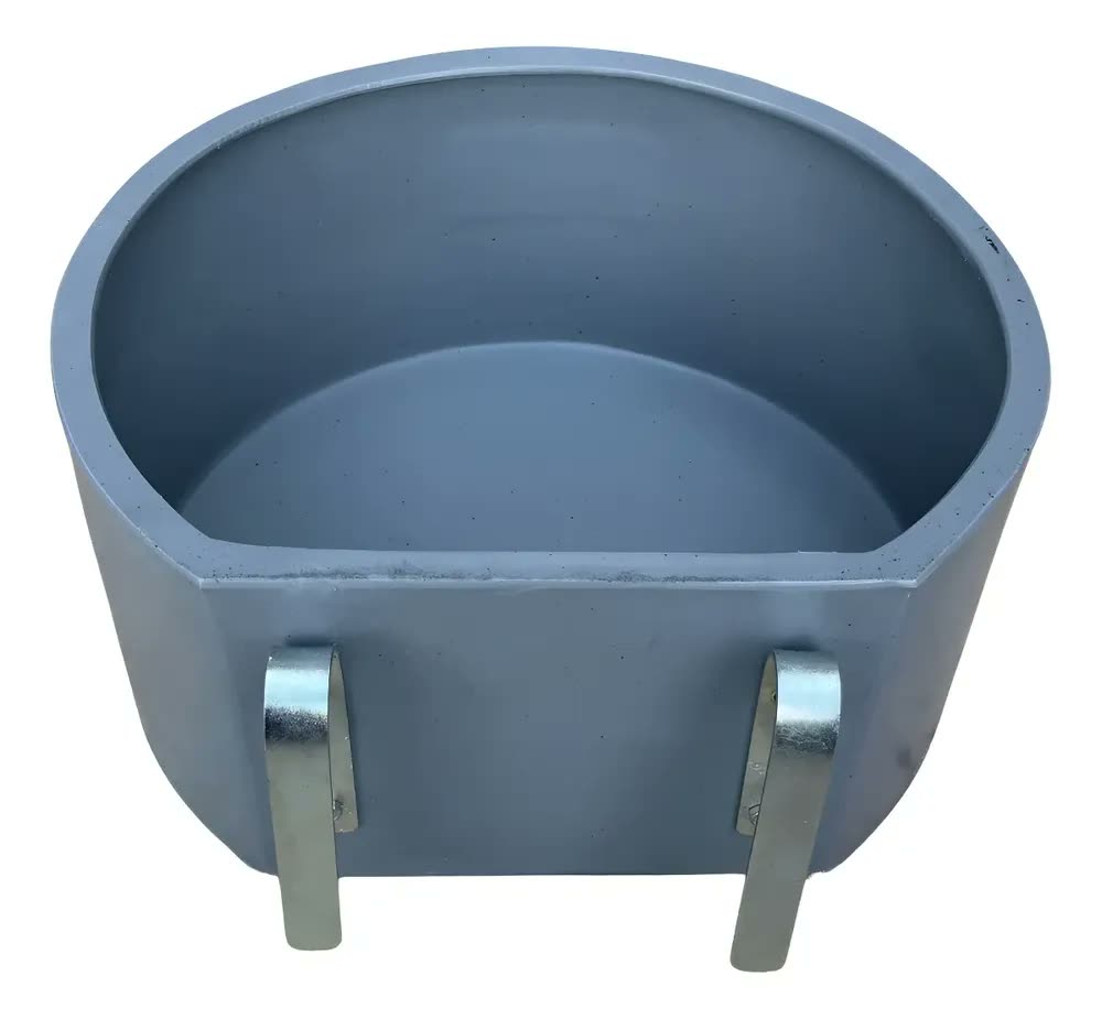 Comedouro Elevado 20L Cinza Nosso Quintal Para Grandes Animais Ração Água