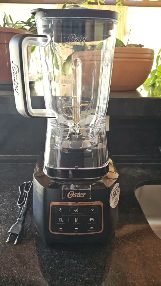 foto de Liquidificador Profissional Xtreme Mix Oster 2l