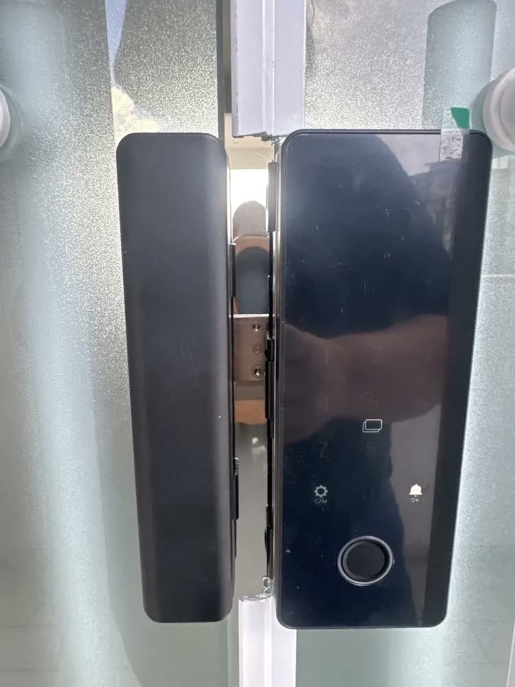 foto de Fechadura Digital Porta De Vidro App Senhas Tag Digital Ip68