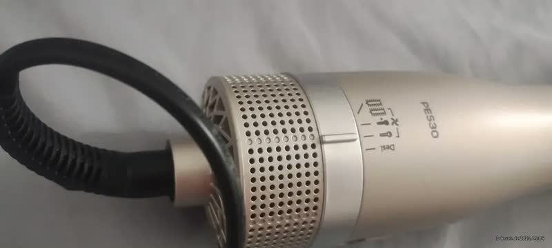 foto de Escova Secadora Pes30 Multicerdas 4 Em 1 1300w Philco Bivolt Prateado