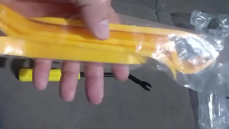 foto de Jogo De Espátulas Automotivas Nylon 5 Peças Para Desmontar Painel Metal Show
