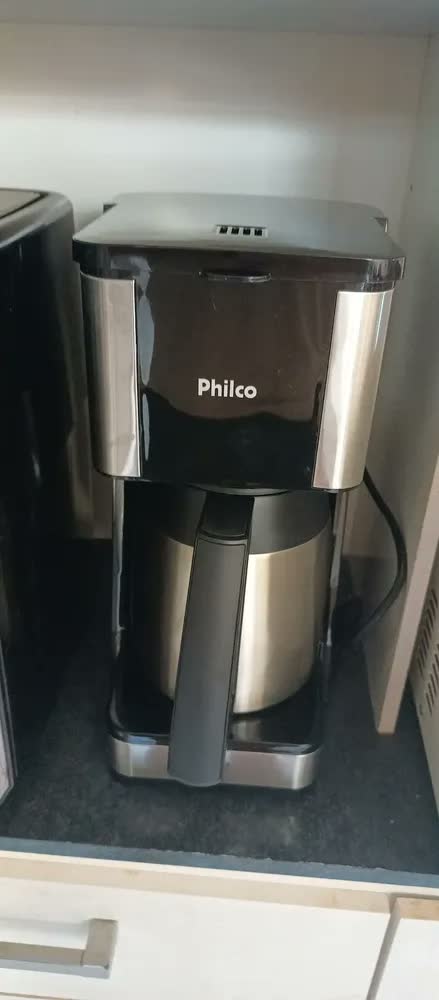 foto de Cafeteira Philco 40 Cafezinhos 1,6l Jarra Em Inox Pcf40d Preto
