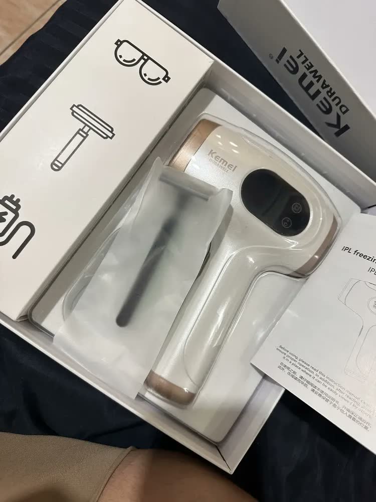foto de Depilador Luz Pulsada Kemei KM-7106 com Sensação Gelo para Corpo e Rosto
