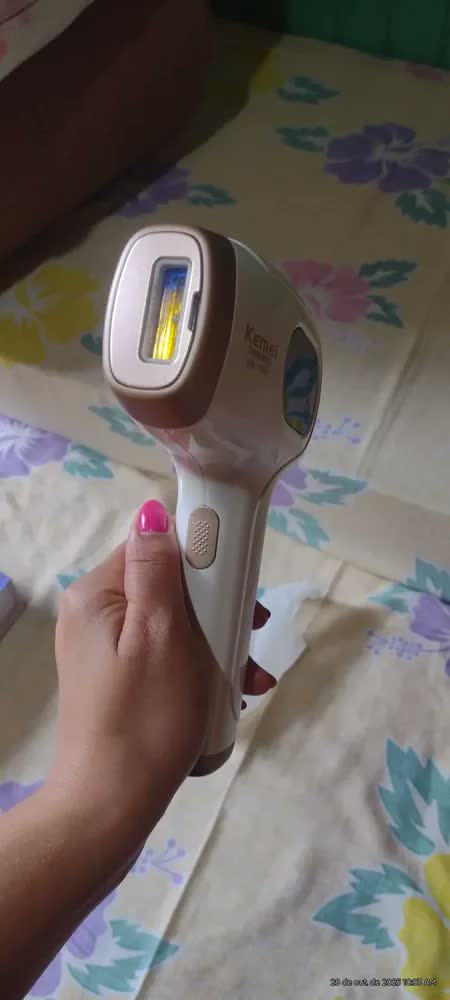 foto de Depilador Luz Pulsada Kemei KM-7106 com Sensação Gelo para Corpo e Rosto