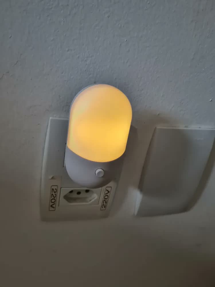foto de Kit 2 Luminária Abajur Infantil Bivolt Luz Quente Fria Led