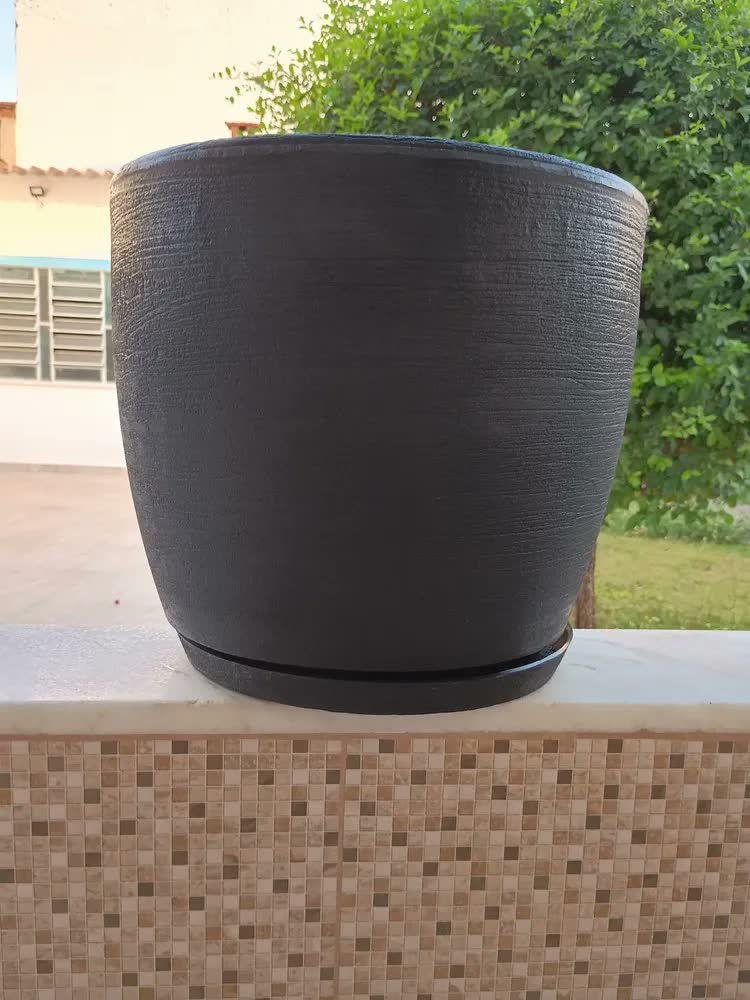 foto de Vaso Grande Cone Decorativo Polietileno Planta Jardim Varand
