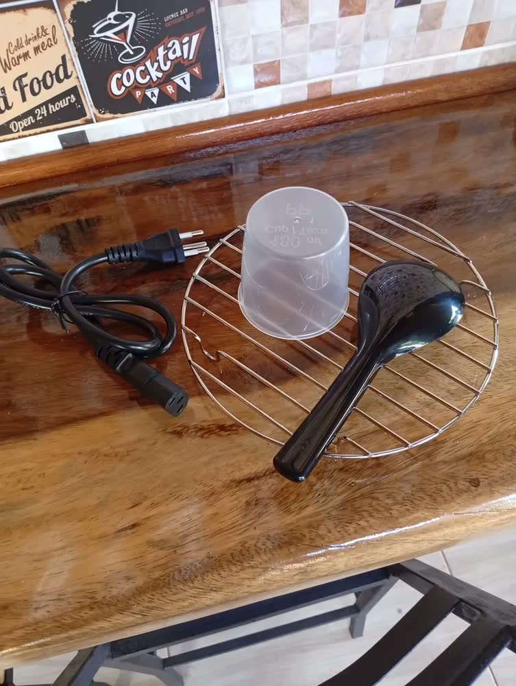 foto de Panela De Pressão Elétrica Dako 1000w 6l Multifunções Preta Cor Preto Frequência 60 Hz