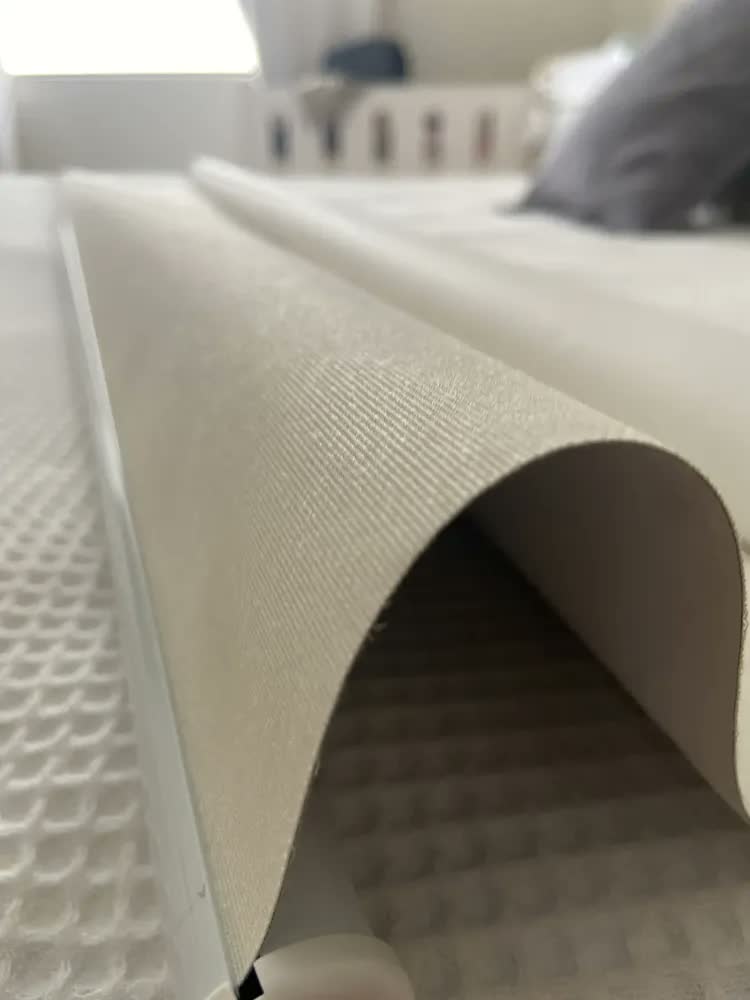 foto de Cortina Rolo Blackout 0% 1,30 L X 1,30 A Escurecer Quarto Cor Branco