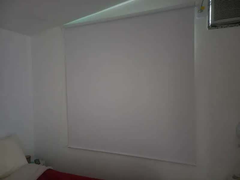 foto de Cortina Rolo Blackout 0% 1,30 L X 1,30 A Escurecer Quarto Cor Branco