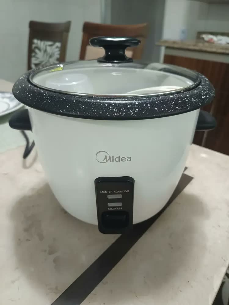 foto de Panela De Arroz Elétrica Midea 7 Xícaras Cozimento Á Vapor Com Tampa De Vidro