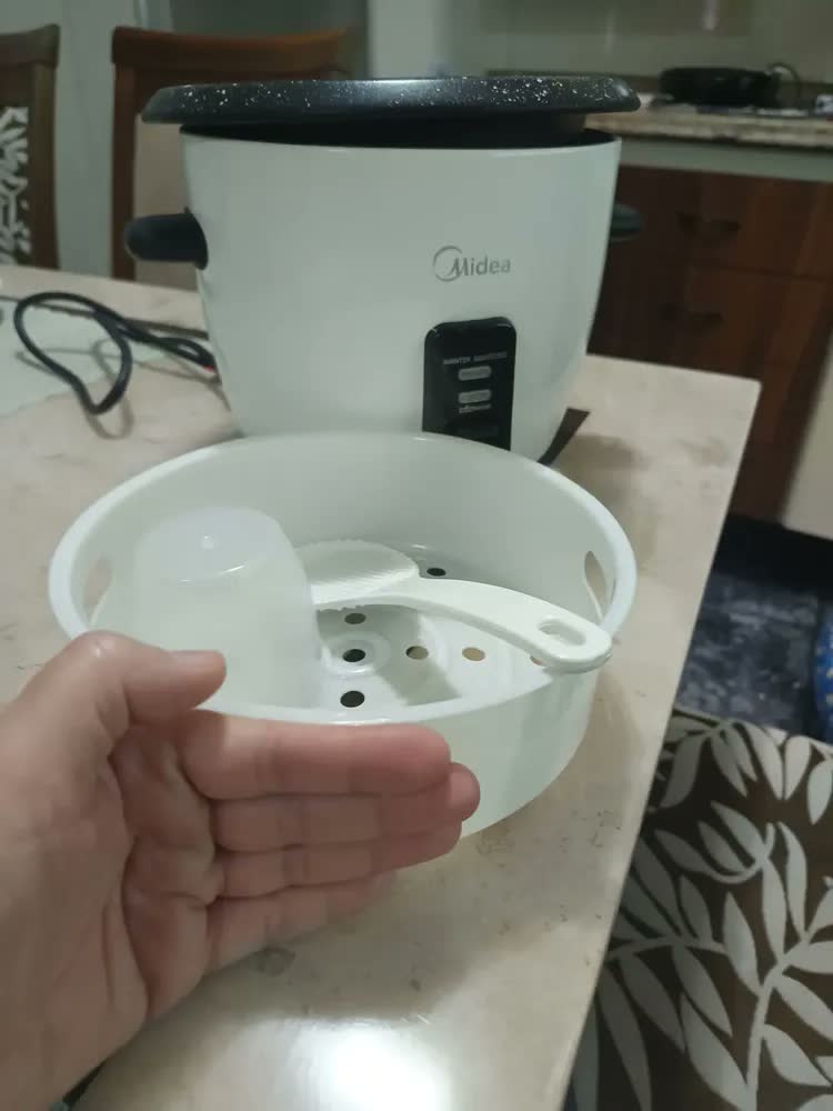 foto de Panela De Arroz Elétrica Midea 7 Xícaras Cozimento Á Vapor Com Tampa De Vidro